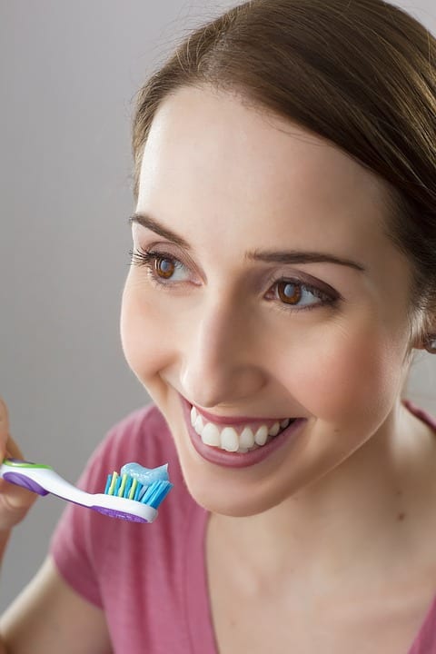 9 Mistakes When Brushing Your Teeth