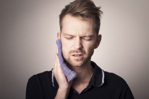 Proven Ways to Treat a Toothache and Relieve Pain Fast